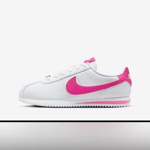New youth 6.5 Nike Cortez